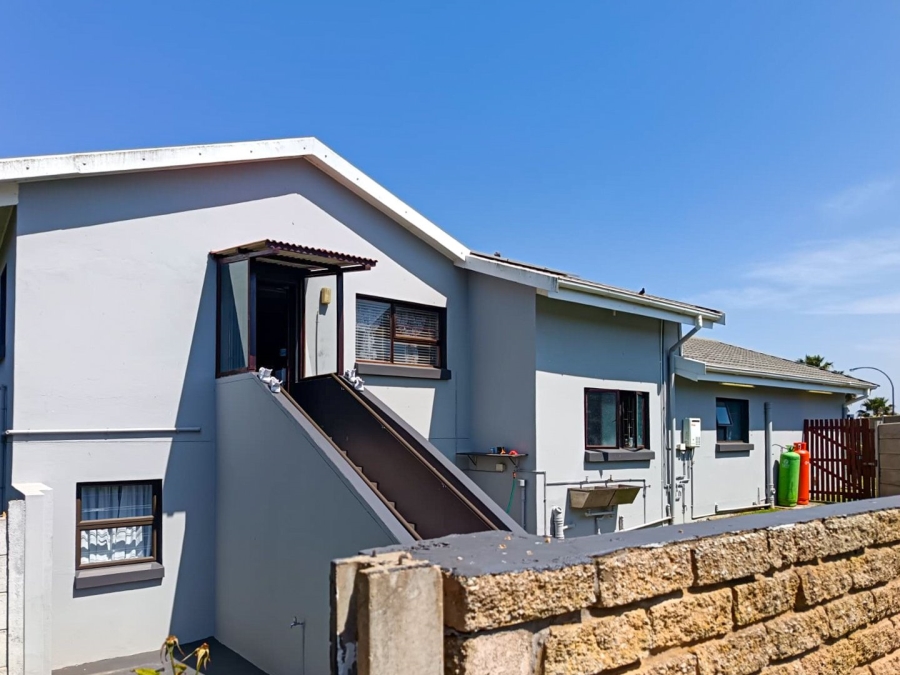 5 Bedroom Property for Sale in Dana Bay Western Cape